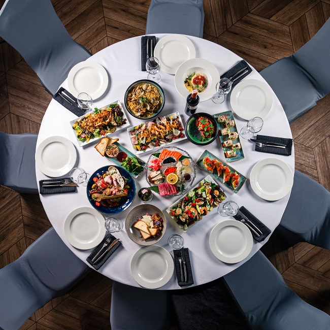 20+ Modern Wooden Dining Table Designs In 2025 | I Fashion Styles