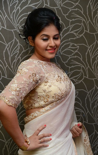 9 Beautiful Designer Saree Blouse Patterns | I Fashion Styles