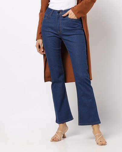 15 Trending Models of Blue Jeans with Different Shades