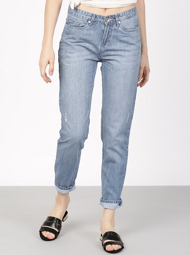 15 Trending Models of Blue Jeans with Different Shades
