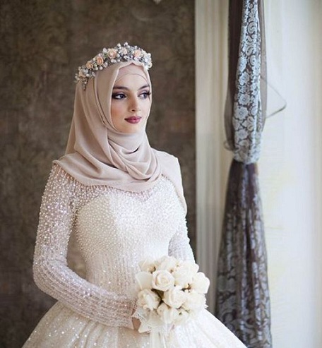 10 Fashionable Wedding Hijab Styles For Muslim Brides