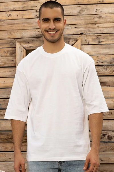 9 Stylish Models of Oversized T-Shirts for Gents and Ladies