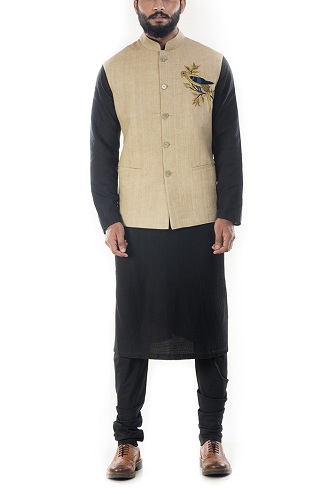 9 Latest Models of Kurtas With Waistcoat For Perfect Festive Look