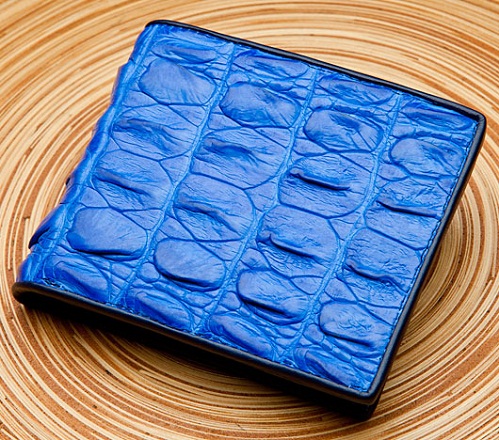 9 Stylish &amp; Trendy Crocodile Wallets for Men and Women