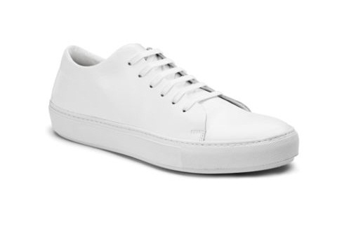 15 Latest &amp; Comfortable Walking Shoes for Men &amp; Women