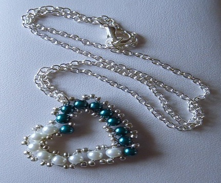 9 Beautiful Heart Pendants Collection for Trendy Look