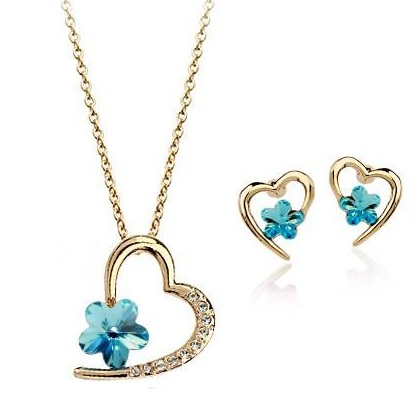 9 Beautiful Heart Pendants Collection for Trendy Look
