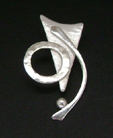 15 Trending Silver Pendant Designs for Women with Stunning Look