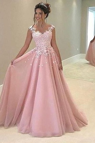9 Stunning Collection of Tulle Dresses for Women in Trend