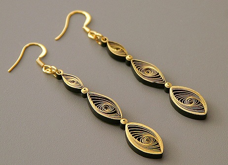 15 Simple and Latest Paper Quilling Earrings Designs
