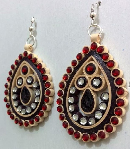 15 Simple and Latest Paper Quilling Earrings Designs