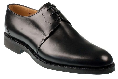 10 Best Comfortable Office Shoes for Men and Women in India