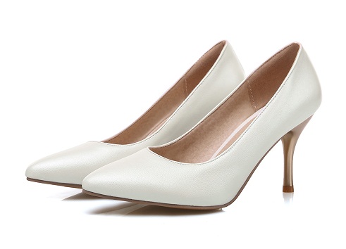 10 Best Comfortable Office Shoes for Men and Women in India