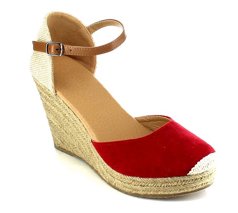 10 Best Comfortable Office Shoes for Men and Women in India