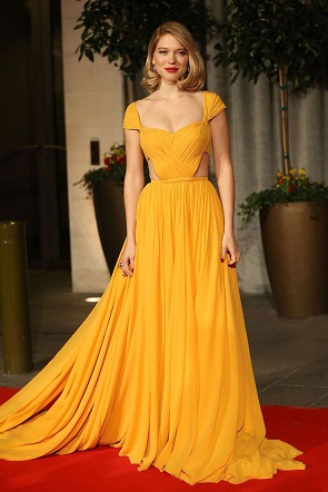 15 Beautiful Models of Yellow Dresses for Women with Stylish Look