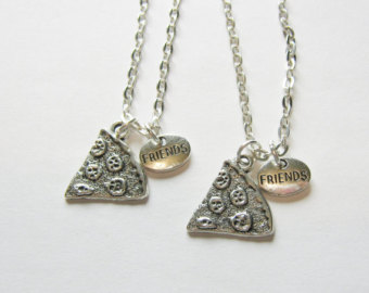 9 New Models of Best Friend Lockets for Friendship