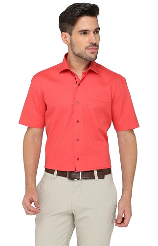 20 Latest Models of Red Shirts For Men And Women in Trend