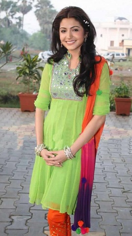 15 Trending Designs of Indian Salwar Suits for Traditional Look