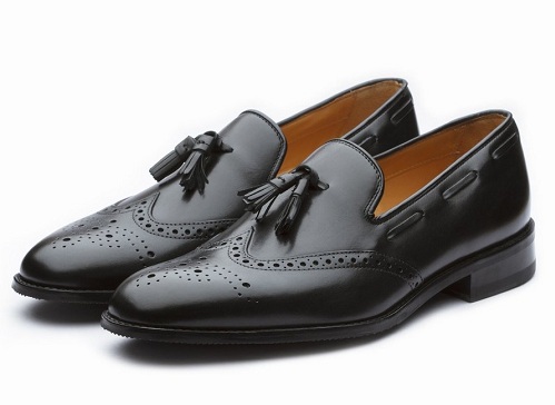 Black Loafers Collection - 15 Stylish Designs for Men and Women