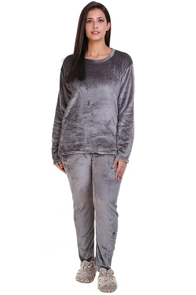 9 Comfortable Models of Winter Nighties for Warmness