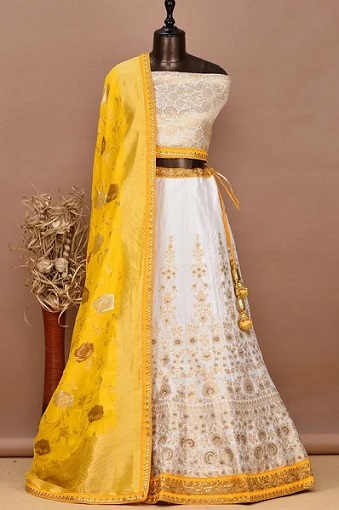 35 Beautiful Collection Lehenga Saree Designs for High End Occasions