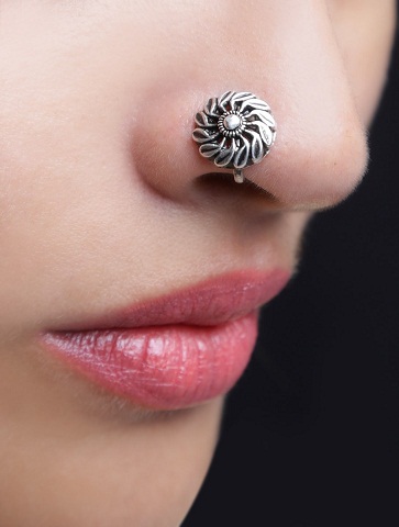 Designer Nose Pin Designs - 9 Beautiful Collection for Stylish Look