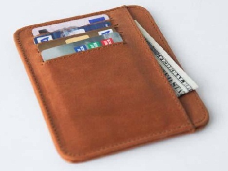 9 Simple and Small Credit Card Wallets for Men and Women