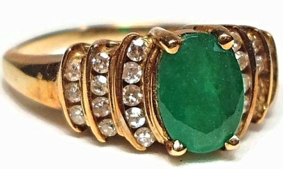 15 Stunning Emerald Ring Designs for Men and Women