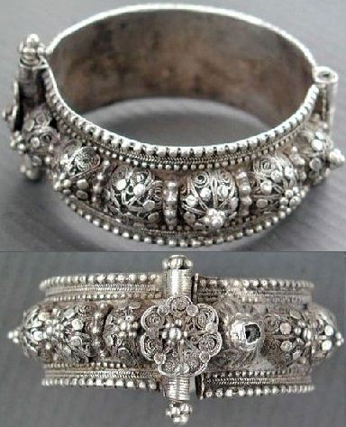 Timeless Antique Silver Jewellery: 9 New Designs with Caring Tips