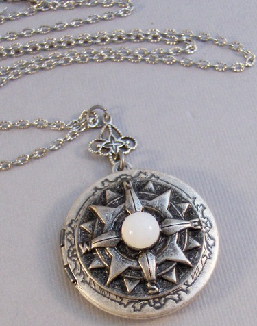 Timeless Antique Silver Jewellery: 9 New Designs with Caring Tips