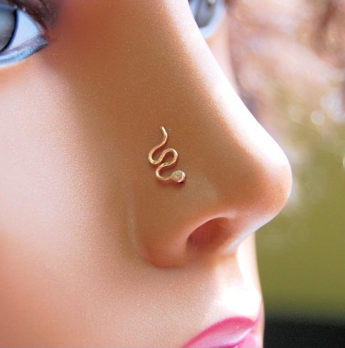 9 Stylish Collection of Fake Nose Stud Designs for Womens