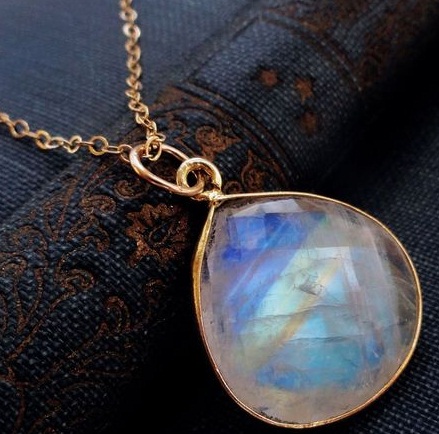 15 Latest Moonstones Jewellery Designs with Images