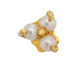 Pearl Nose Pin Designs - 9 Beautiful and Trendy Collection