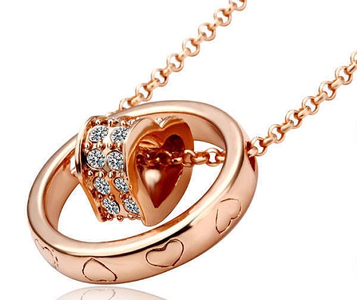 9 Lovely Heart Necklace Designs for Couples | I Fashion Styles