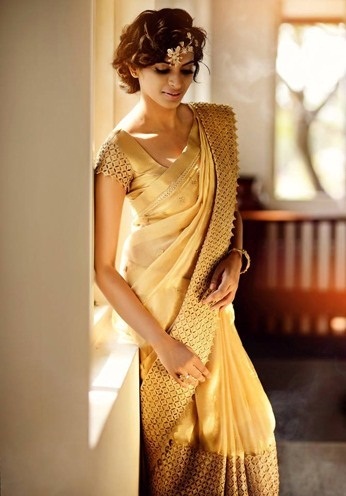 32 Latest Saree Designs For Modern Diva - Treading Collection