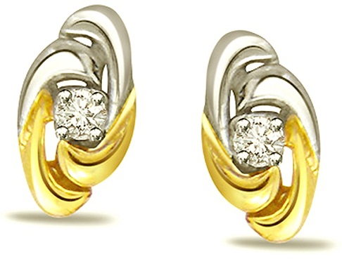 9 Fantastic Look of Solitaire Earrings in Latest Designs