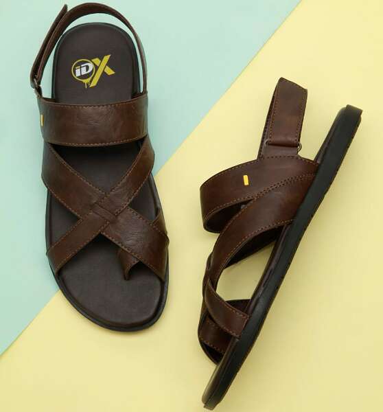 9 Latest &amp; Favourite Beach Sandals for Women and Men | I Fashion Styles