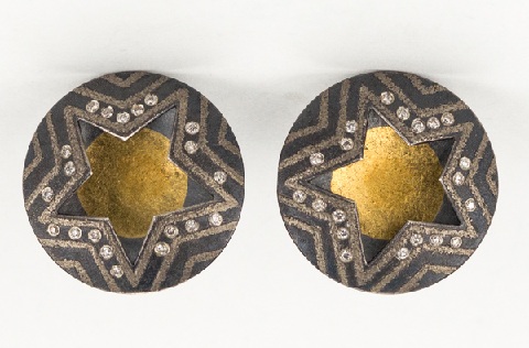 15 Latest Models of Platinum Earrings for Men and Women