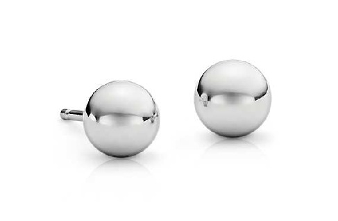 15 Latest Models of Platinum Earrings for Men and Women