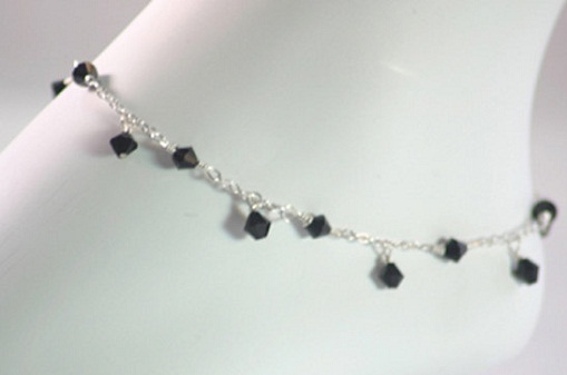9 Beautiful Designs of Crystal Anklets for Stylish look