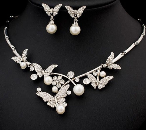 15 Beautiful Designs of Pearl Jewelry Sets for Women | I Fashion Styles