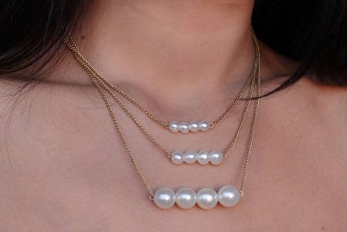 15 Trending Pearl Chain Designs with Attractive Look for Women