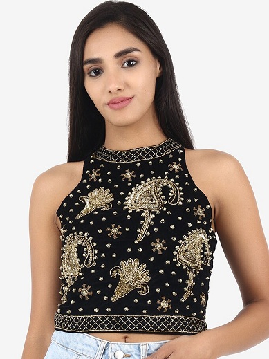 30 Trendy Designs of Black Tops for Women in Fashion