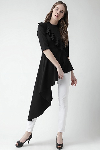 30 Trendy Designs of Black Tops for Women in Fashion