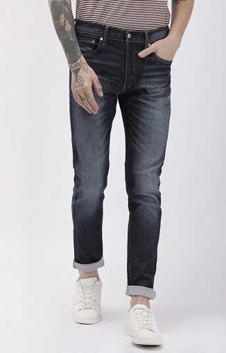 15 Trendy Tapered Jeans: Who Should Wear It and How to Style It