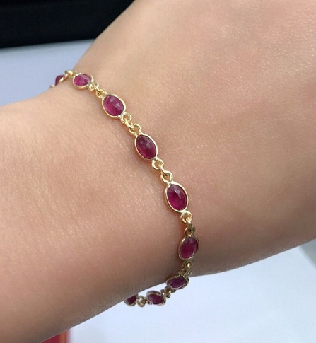 9 Stunning Collection of Ruby Bracelets for Women in Trend