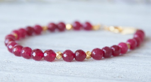 9 Stunning Collection of Ruby Bracelets for Women in Trend