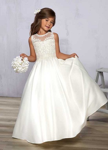 15 Beautiful Models of White Frocks for Women and Kid Girl