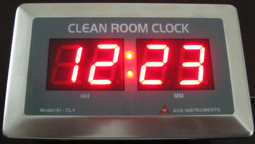 15 Cute &amp; Cool LED Clock Designs for Home and Office