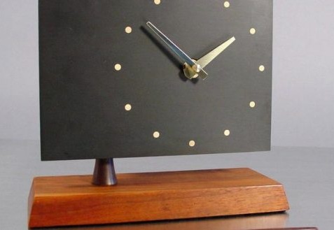 10 Modern Black Clock Designs - That Are Trending Right Now